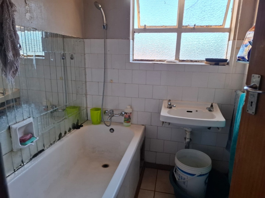2 Bedroom Property for Sale in Bloemfontein Free State